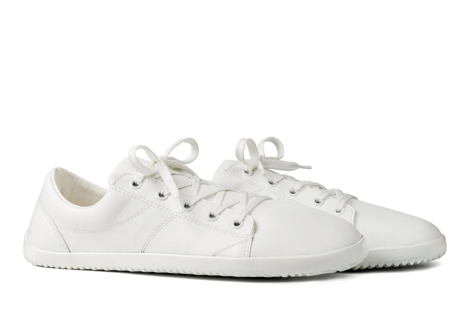 Men’s Vida Comfort white sneakers