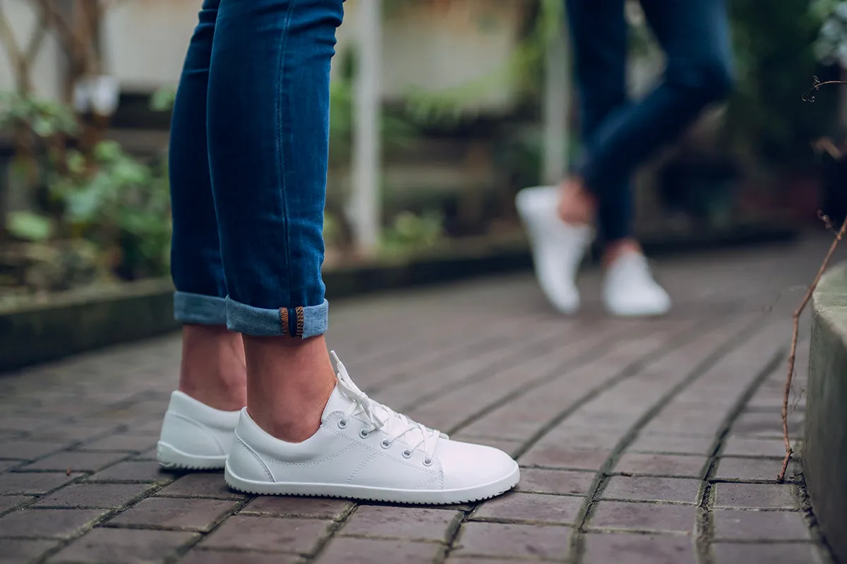 Men’s Vida Comfort white sneakers