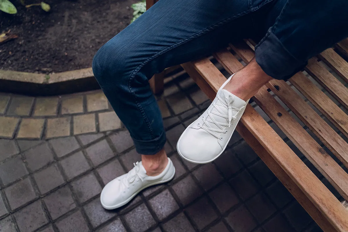 Men’s Vida Comfort white sneakers