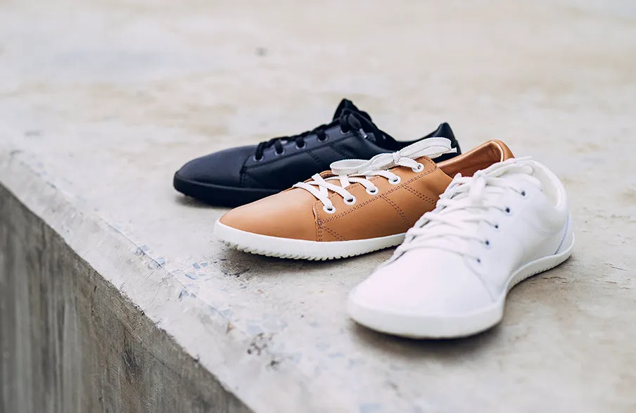 Men’s Vida Comfort white sneakers