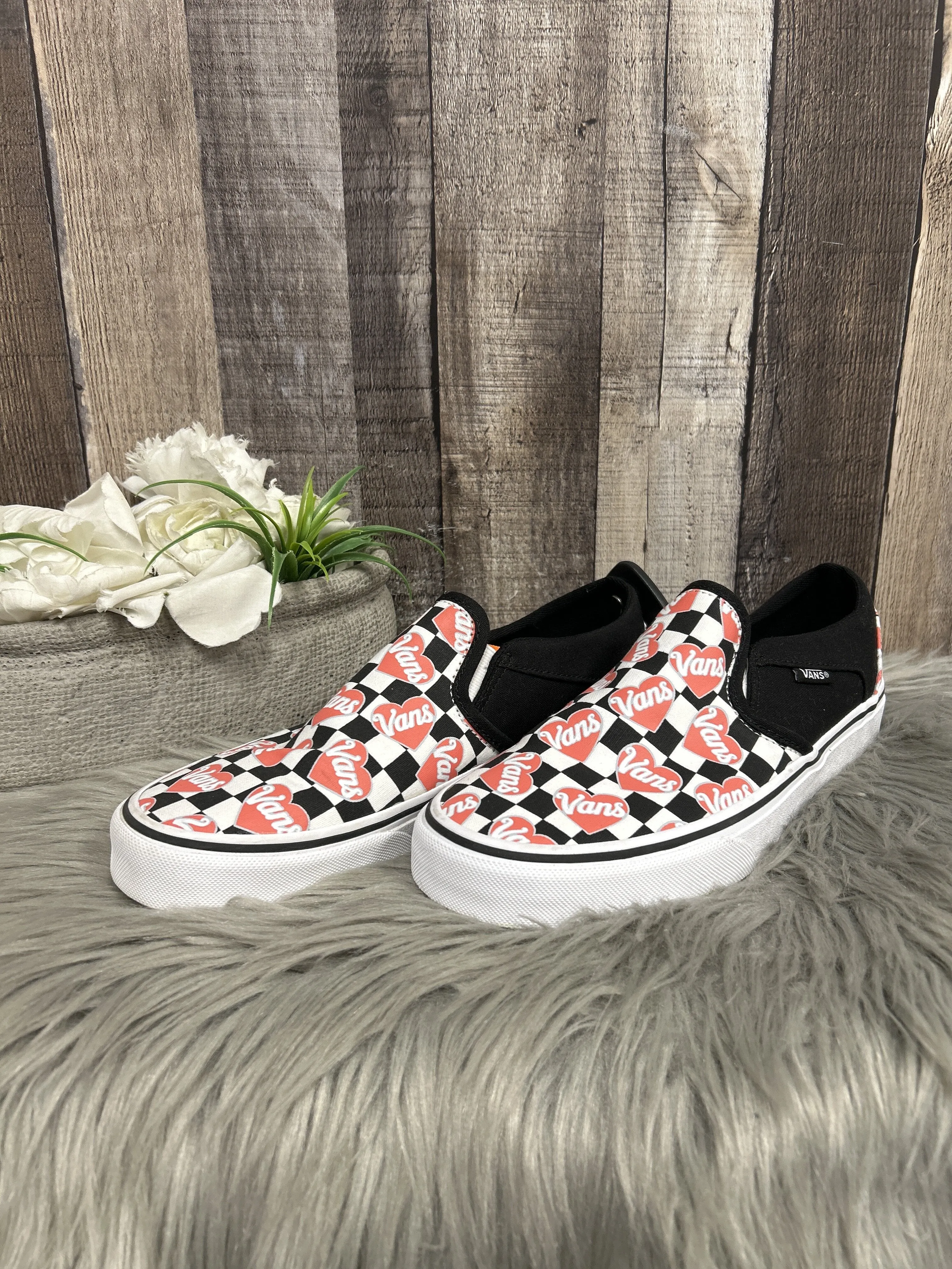 Shoes Sneakers By Vans  Size: 8.5