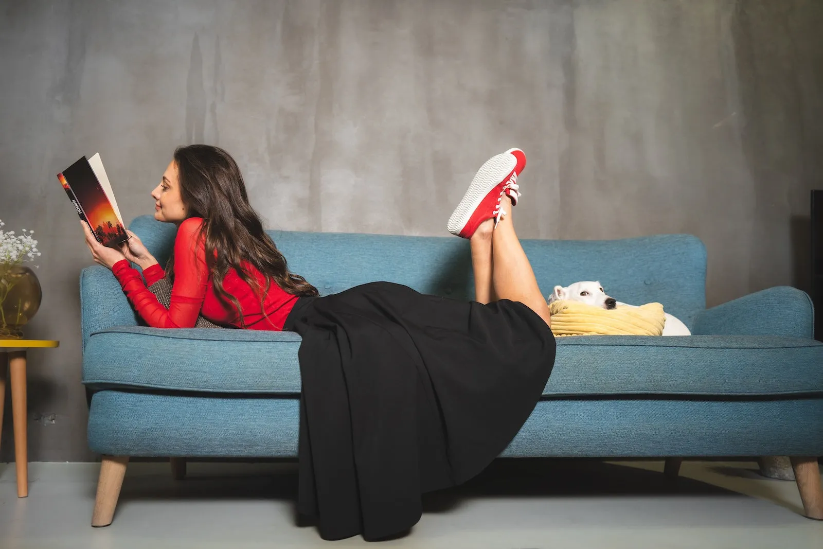 Women's Vida Hemp Comfort red sneakers